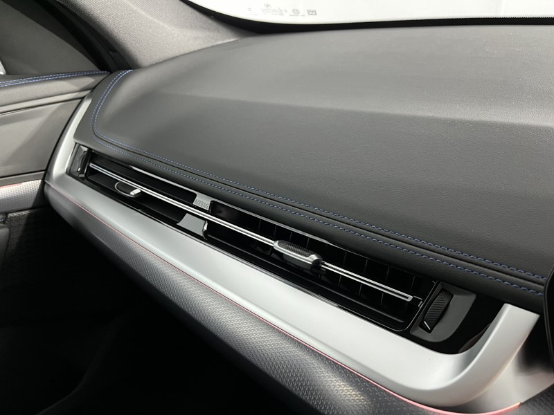 2024 (74) BMW iX1 230kW xDrive30 M Sport 65kWh 5dr Auto 3696032