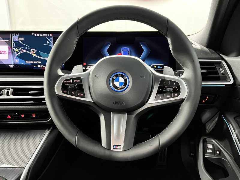 2024 (74) BMW 3 SERIES 330e M Sport 5dr Step Auto 3913450