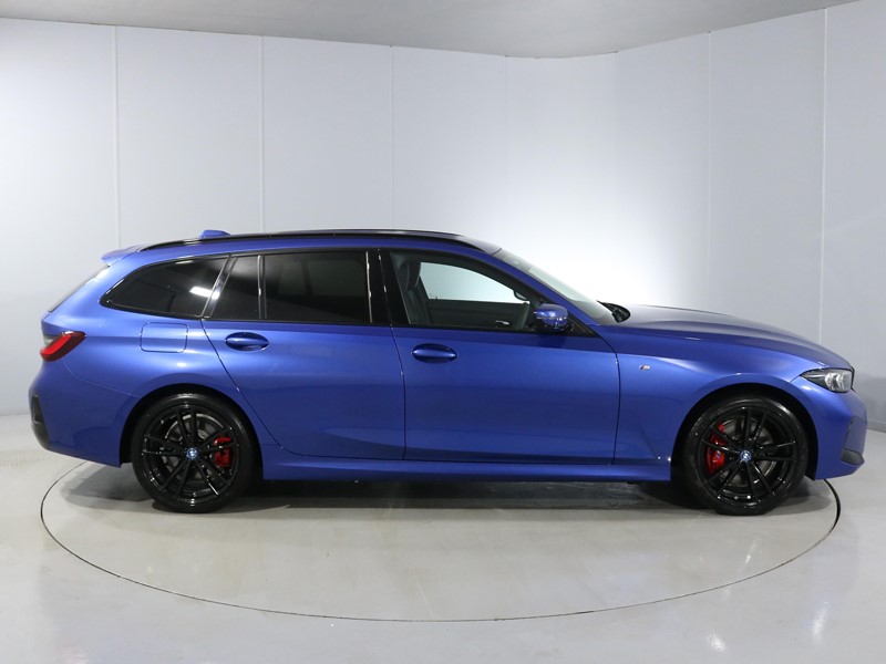 2024 (74) BMW 3 SERIES 330e M Sport 5dr Step Auto 3913448