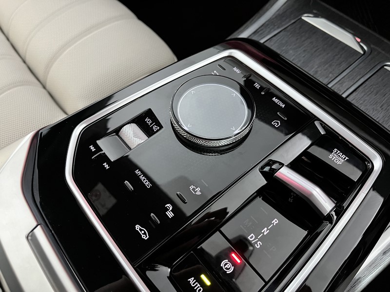 2024 (74) BMW 7 SERIES 750e xDrive M Sport 4dr Auto 4134604