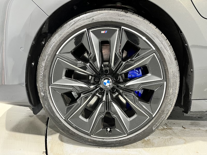 2024 (74) BMW 7 SERIES 750e xDrive M Sport 4dr Auto 4134587