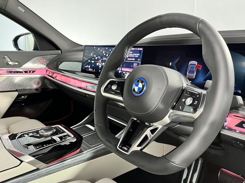 2024 (74) BMW 7 SERIES 750e xDrive M Sport 4dr Auto 4134579