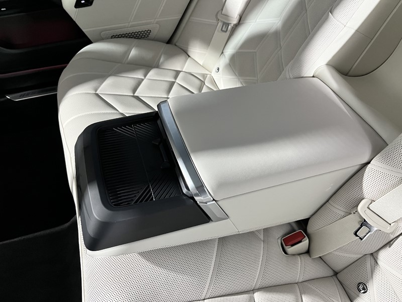 2024 (74) BMW 7 SERIES 750e xDrive M Sport 4dr Auto 4134608