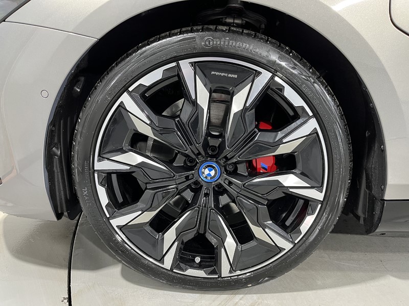 2024 (74) BMW 5 SERIES 530e M Sport Pro 5dr Auto 4172417