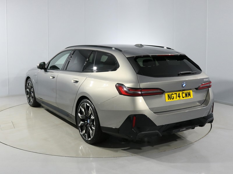 2024 (74) BMW 5 SERIES 530e M Sport Pro 5dr Auto 4172405