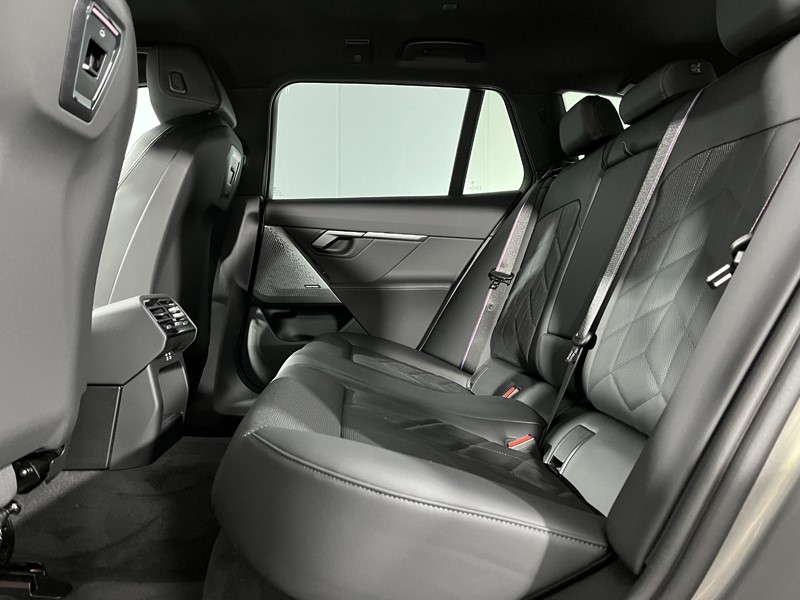 2024 (74) BMW 5 SERIES 530e M Sport Pro 5dr Auto 4172439