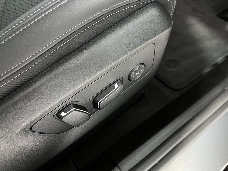 2024 (74) BMW 5 SERIES 530e M Sport Pro 5dr Auto 4172422