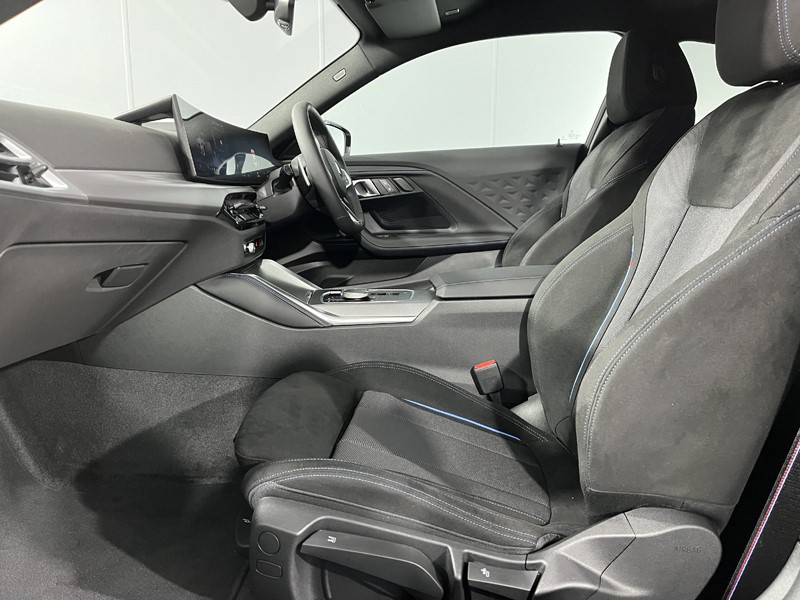 2025 (74) BMW 2 SERIES 220i M Sport 2dr Step Auto 4173956