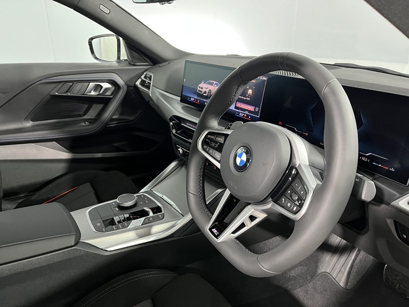 2025 (74) BMW 2 SERIES 220i M Sport 2dr Step Auto 4173926