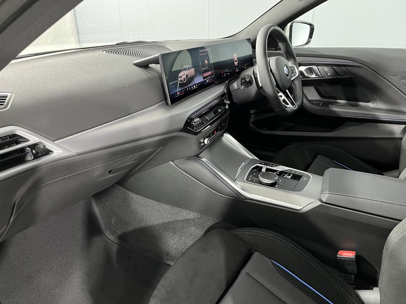 2025 (74) BMW 2 SERIES 220i M Sport 2dr Step Auto 4173927