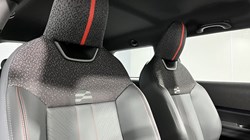 2024 (74) MINI COOPER 1.5 C Sport 3dr Auto 3998021