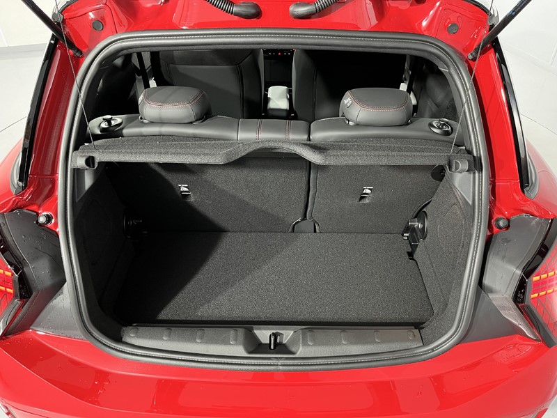 2024 (74) MINI COOPER 1.5 C Sport 3dr Auto 3998023