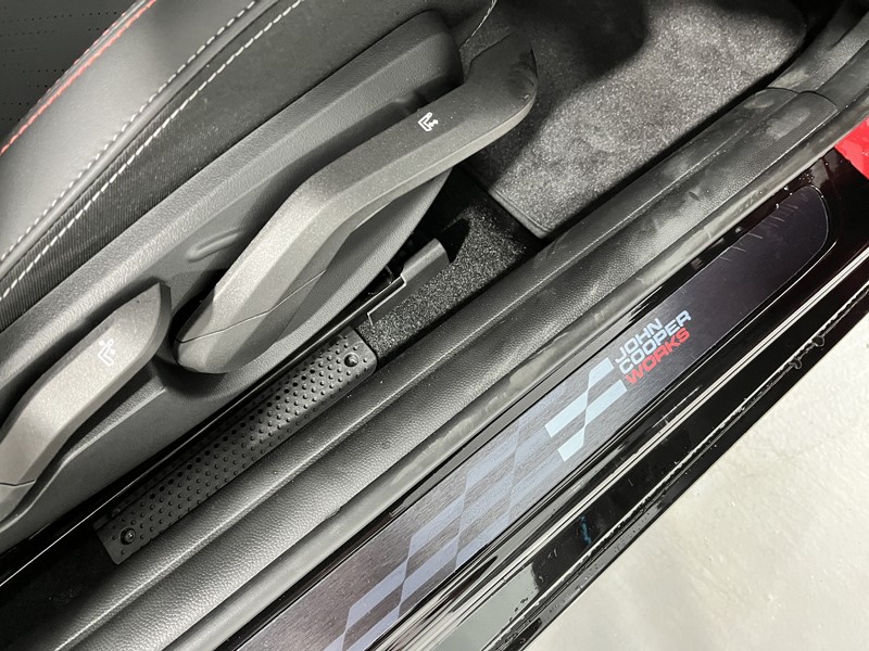 2024 (74) MINI COOPER 1.5 C Sport 3dr Auto 3998065