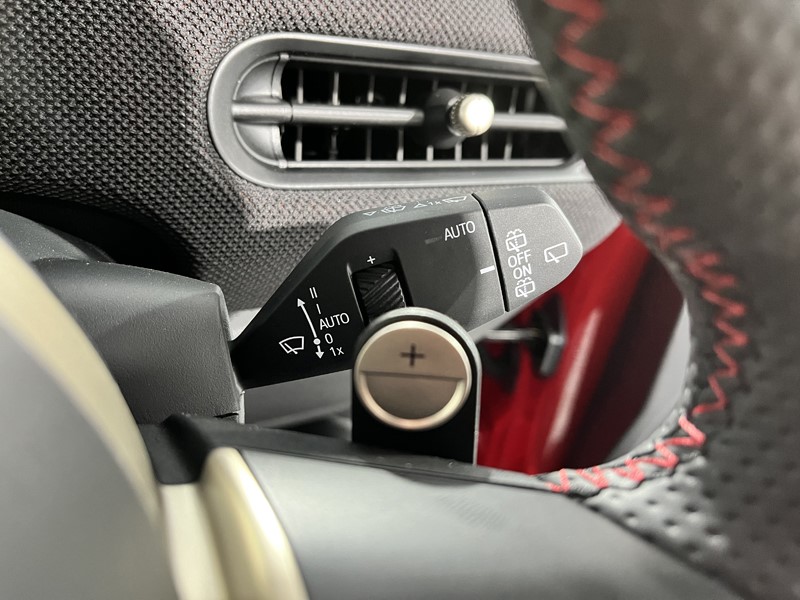 2024 (74) MINI COOPER 1.5 C Sport 3dr Auto 3998034