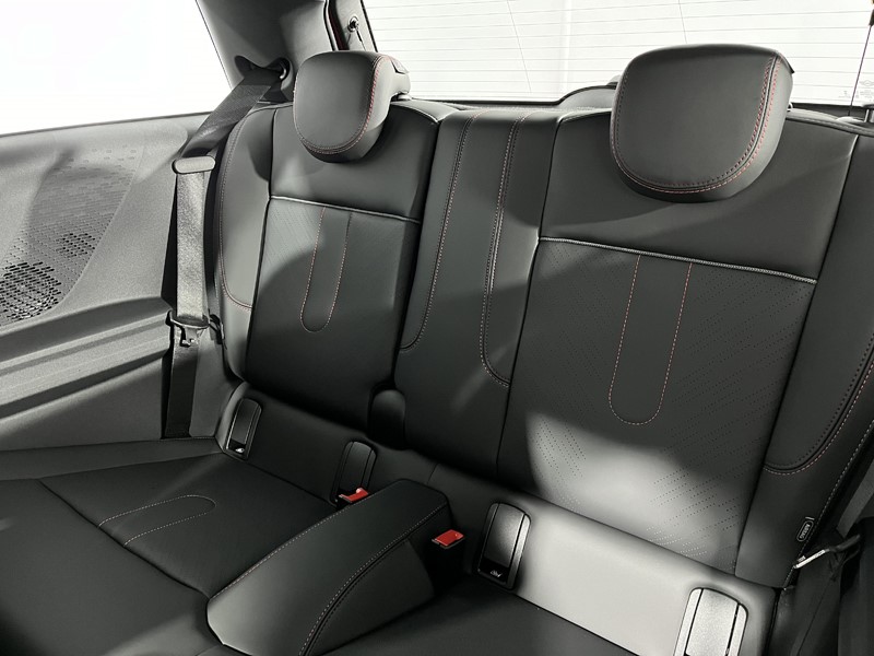 2024 (74) MINI COOPER 1.5 C Sport 3dr Auto 3998022