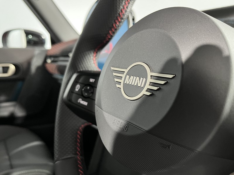 2024 (74) MINI COOPER 1.5 C Sport 3dr Auto 3998031