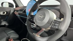 2024 (74) MINI COOPER 1.5 C Sport 3dr Auto 3998016