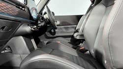 2024 (74) MINI COOPER 1.5 C Sport 3dr Auto 3998042