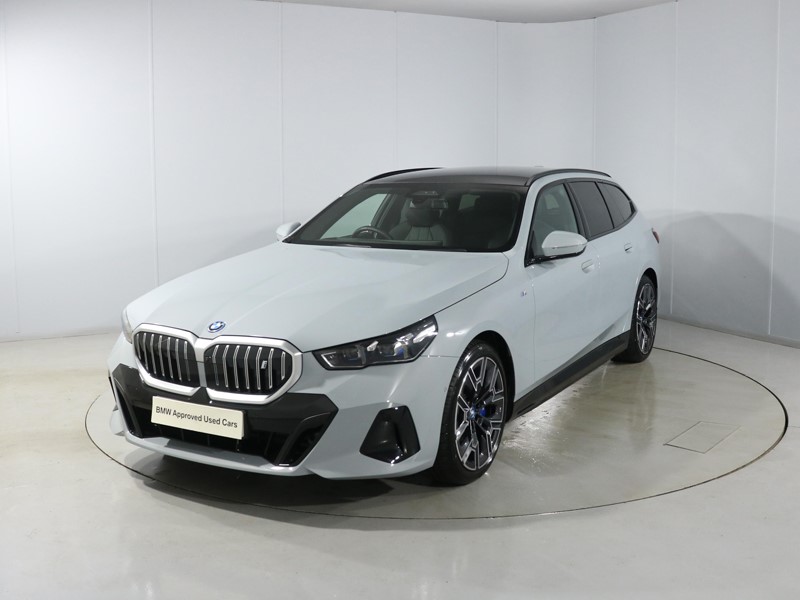 2025 (25) BMW I5 250kW eDrive40 M Sport 84kWh 5dr Auto [Tech PLUS] 4679746