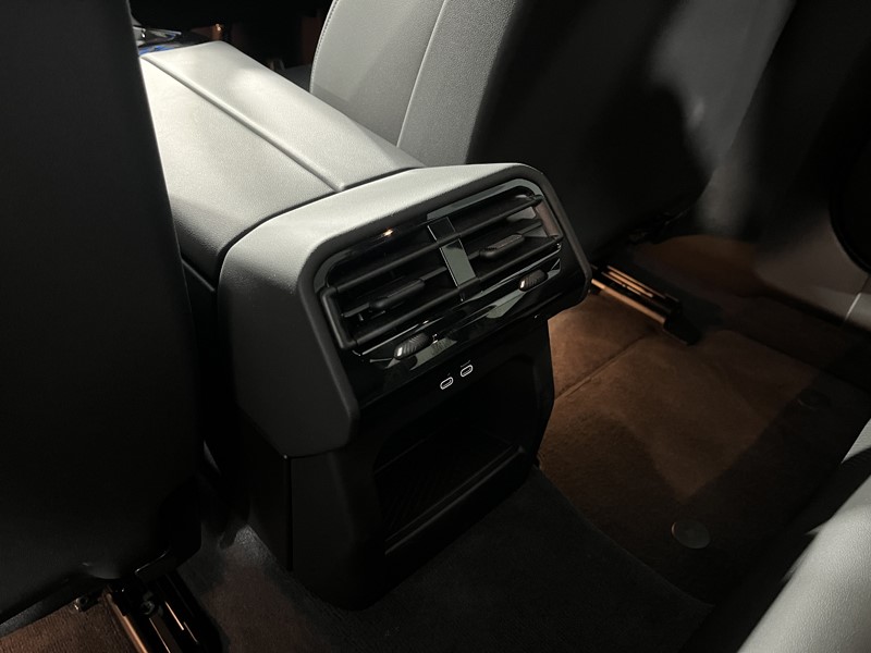 2025 (25) BMW I5 250kW eDrive40 M Sport 84kWh 5dr Auto [Tech PLUS] 4679736