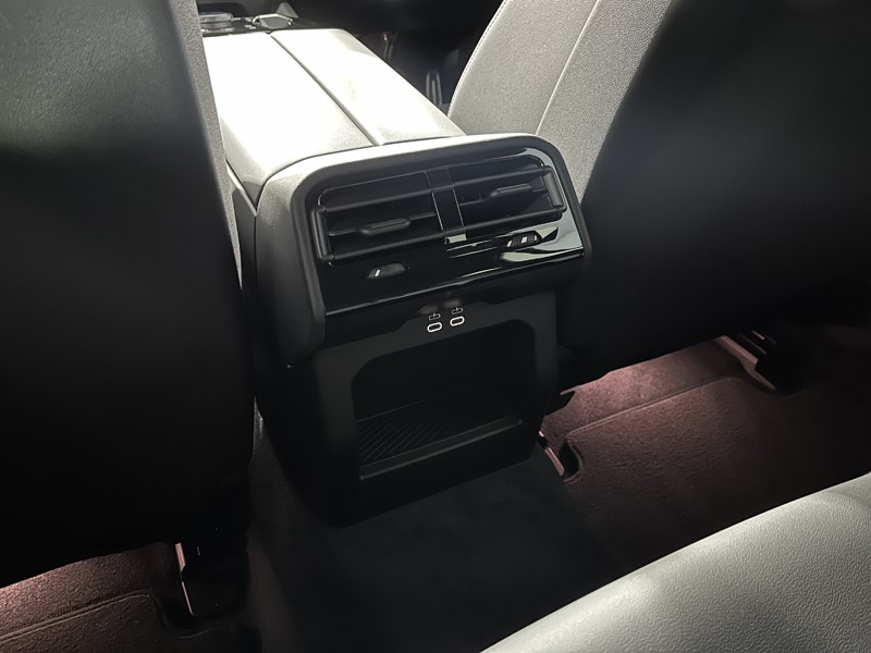 2025 (25) BMW 5 SERIES 530e M Sport Pro 5dr Auto [Comfort Plus] 4281432