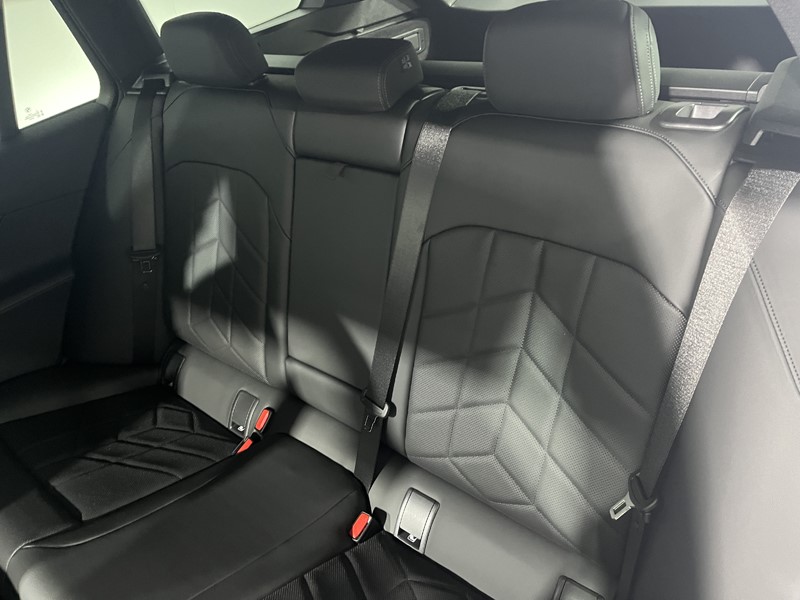 2025 (25) BMW 5 SERIES 530e M Sport Pro 5dr Auto [Comfort Plus] 4281407