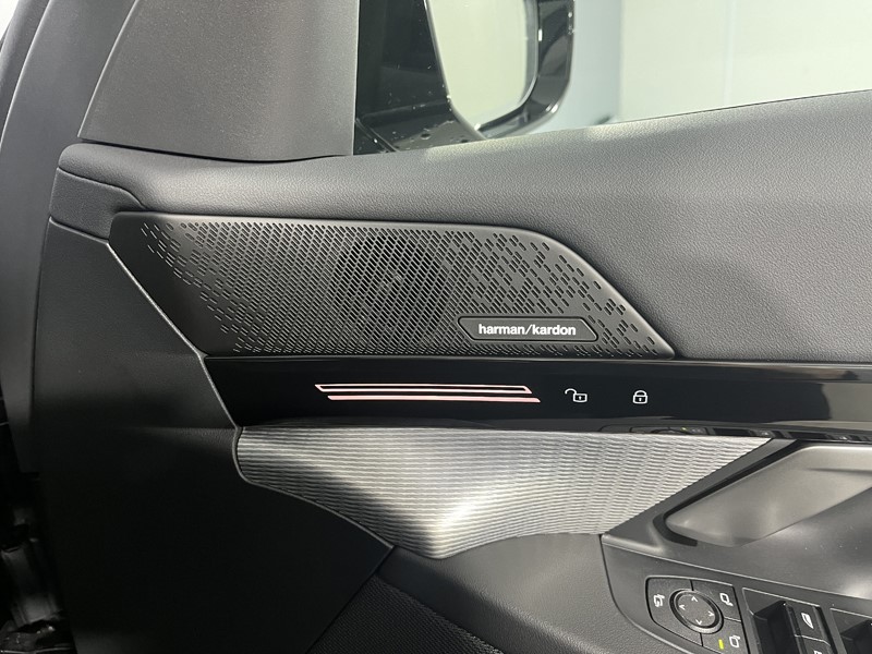 2025 (25) BMW 5 SERIES 530e M Sport Pro 5dr Auto [Comfort Plus] 4281416