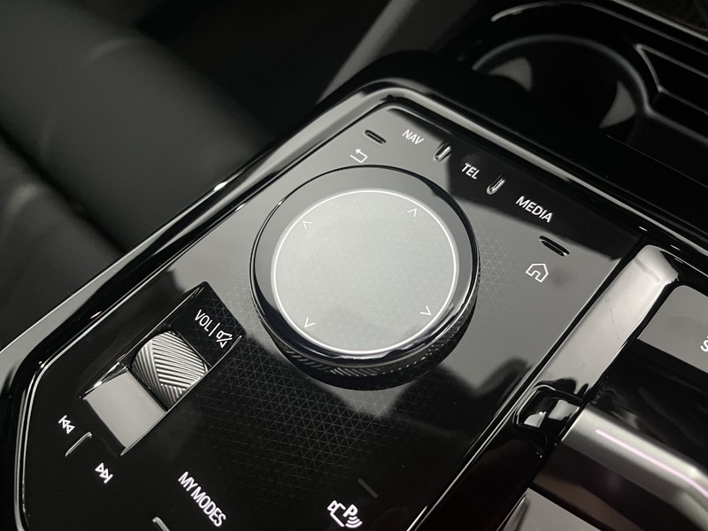 2025 (25) BMW 5 SERIES 530e M Sport Pro 5dr Auto [Comfort Plus] 4281425