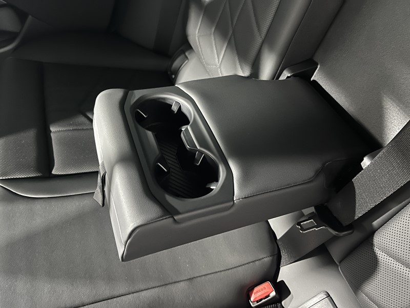 2025 (25) BMW 5 SERIES 530e M Sport Pro 5dr Auto [Comfort Plus] 4281430