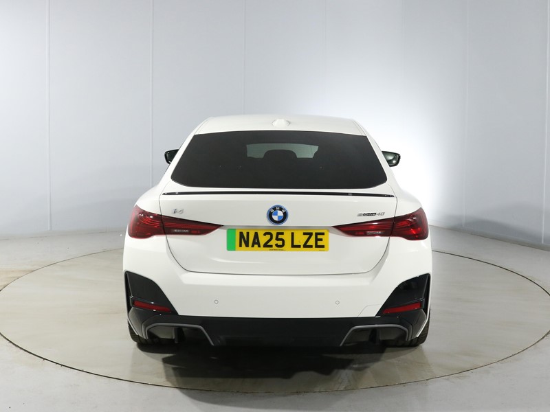 2025 (25) BMW I4 250kW eDrive40 M Sport 83.9kWh 5dr Auto 4396211