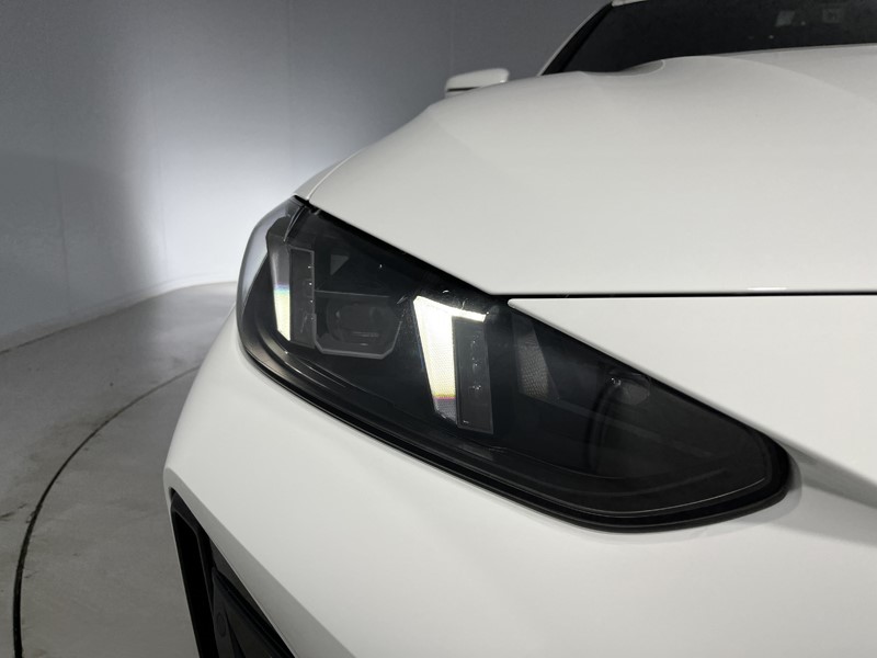 2025 (25) BMW I4 250kW eDrive40 M Sport 83.9kWh 5dr Auto 4396238