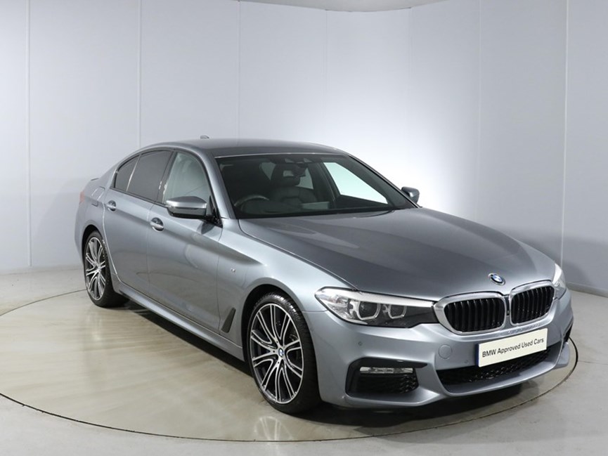 2017 (17) BMW 5 SERIES 530d xDrive M Sport 4dr Auto