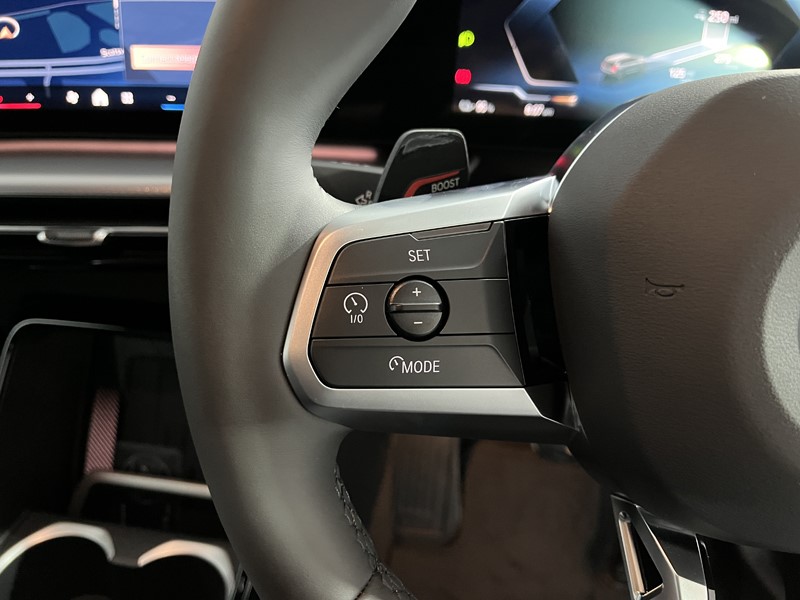 2025 (25) BMW iX1 150kW eDrive20 M Sport 65kWh 5dr Auto 4502249