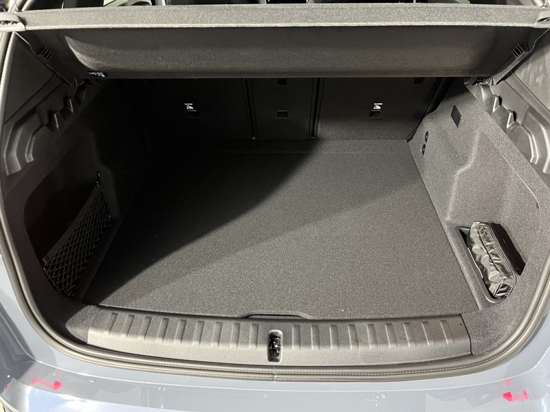 2025 (25) BMW iX1 150kW eDrive20 M Sport 65kWh 5dr Auto 4502240