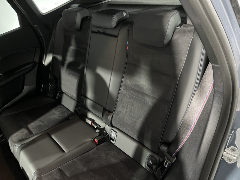 2025 (25) BMW iX1 150kW eDrive20 M Sport 65kWh 5dr Auto 4502239