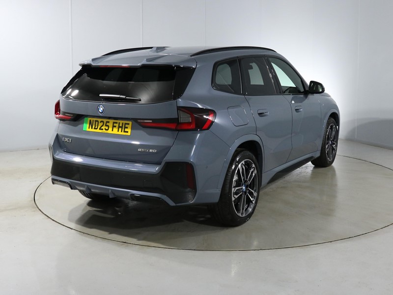 2025 (25) BMW iX1 150kW eDrive20 M Sport 65kWh 5dr Auto 4502273