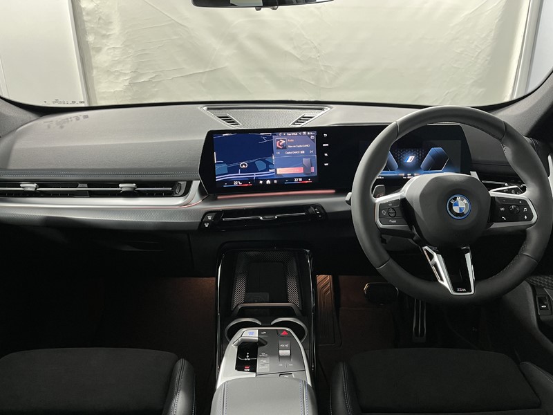 2025 (25) BMW iX1 150kW eDrive20 M Sport 65kWh 5dr Auto 4502231