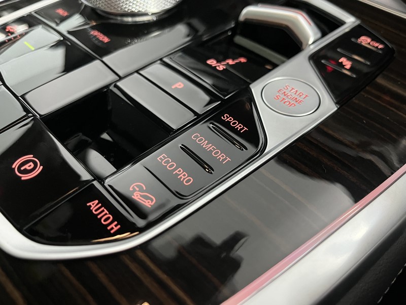 2025 (25) BMW X7 xDrive40i MHT M Sport 5dr Step Auto 4556048