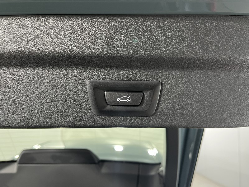 2025 (25) BMW iX2 150kW eDrive20 M Sport 65kWh 5dr Auto 4556110