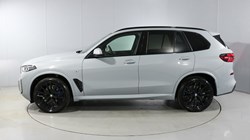 2025 (25) BMW X5 xDrive40d MHT M Sport 5dr Auto 4500972