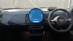 2025 (25) MINI COUNTRYMAN 1.5 C Exclusive 5dr Auto 4878500