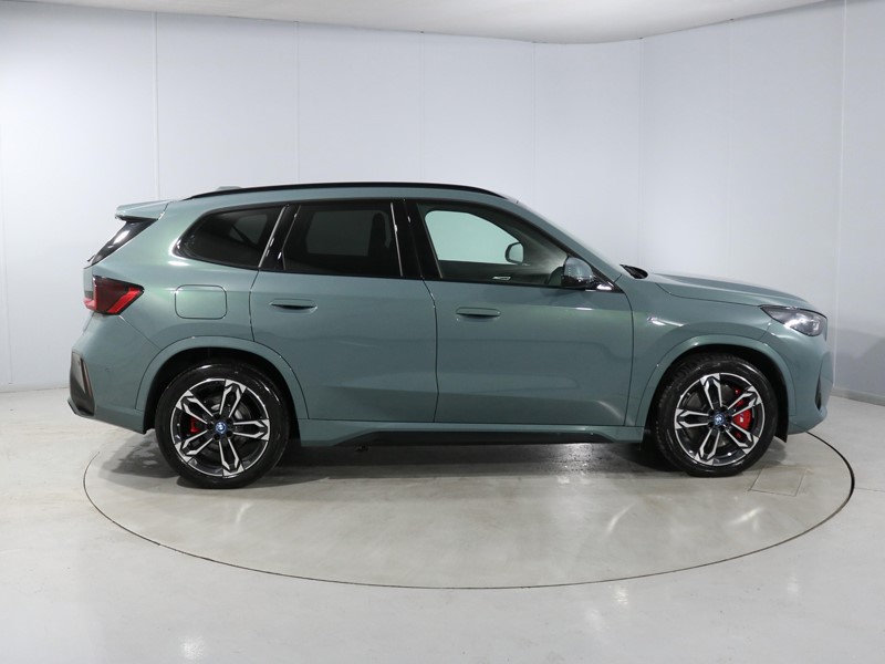 2025 (25) BMW iX1 150kW eDrive20 M Sport 65kWh 5dr Auto 4834845