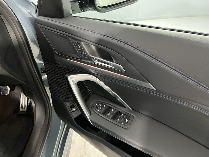 2025 (25) BMW iX1 150kW eDrive20 M Sport 65kWh 5dr Auto 4834861