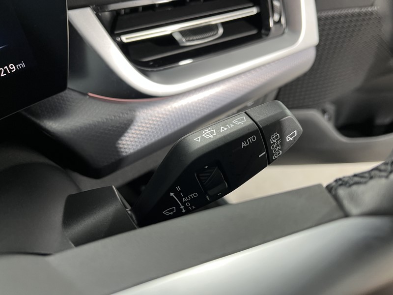 2025 (25) BMW iX1 150kW eDrive20 M Sport 65kWh 5dr Auto 4834866