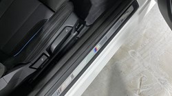 2025 (74) BMW 2 SERIES 220i M Sport 2dr Step Auto 4309466