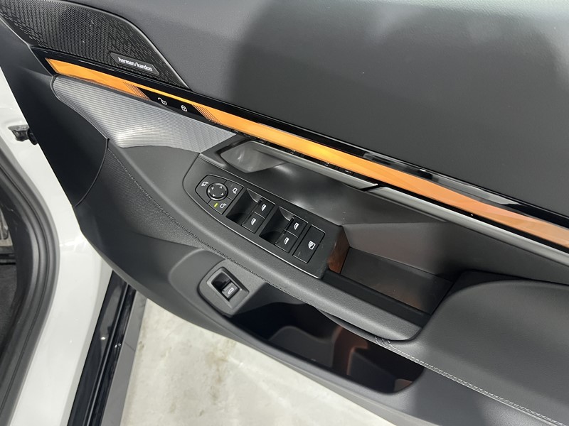 2025 (25) BMW 5 SERIES 520i M Sport Pro 4dr Auto 4765831