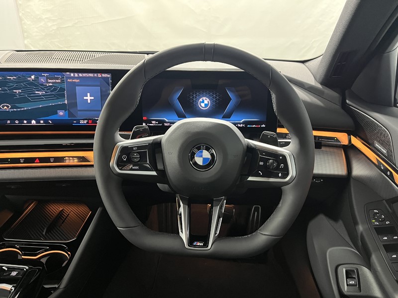 2025 (25) BMW 5 SERIES 520i M Sport Pro 4dr Auto 4765816