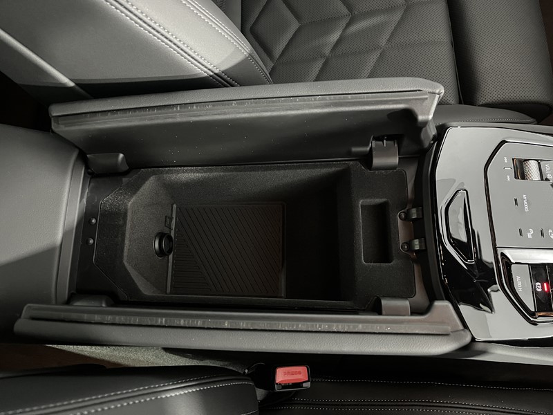 2025 (25) BMW 5 SERIES 520i M Sport Pro 4dr Auto 4765844