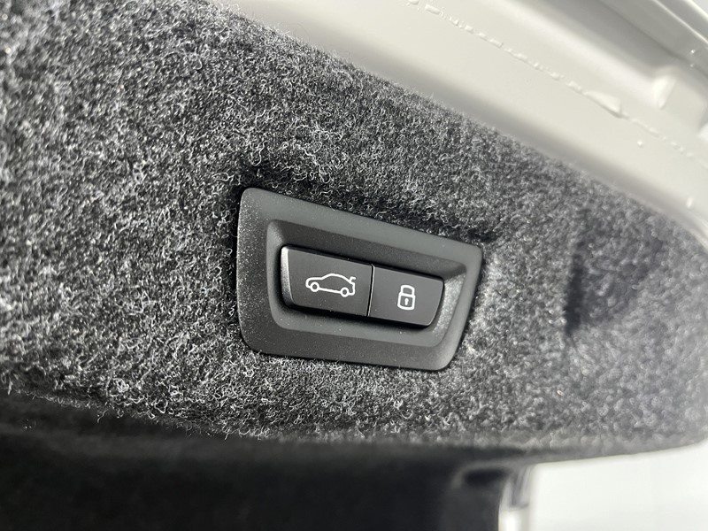 2025 (25) BMW 5 SERIES 520i M Sport Pro 4dr Auto 4765858