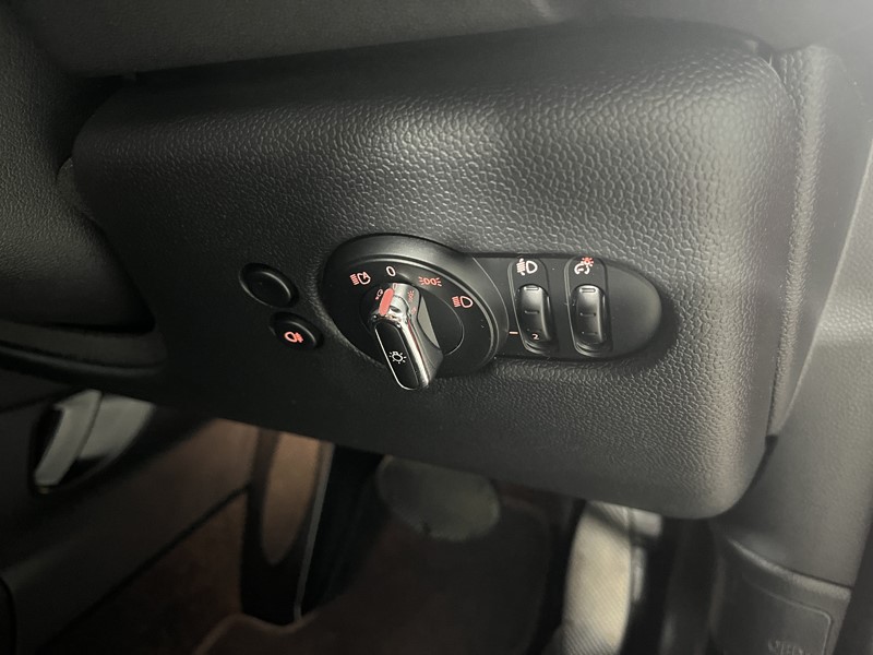 2023 (23) MINI CONVERTIBLE 1.5 Cooper Classic Premium 2dr Auto 4340202